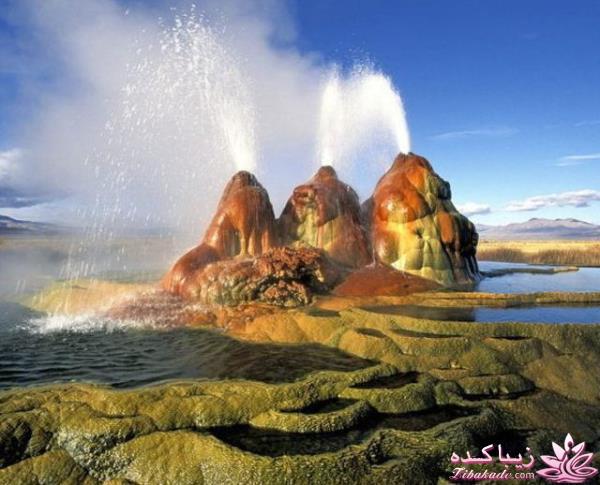 کوه های آبفشان در آمریکا 